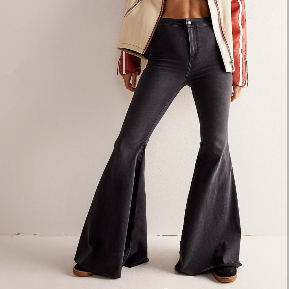 Free People Just Float On Flare Jeans pants - Size 30 Black
